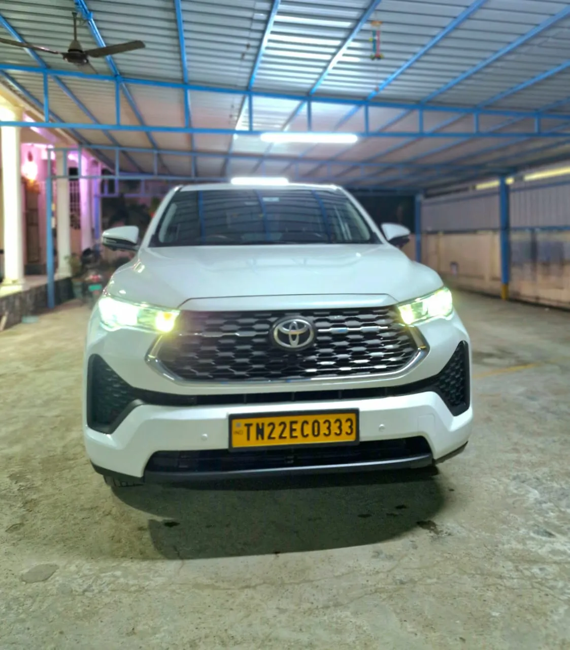 Rent this wedding car with elegant and tech rich cabin
