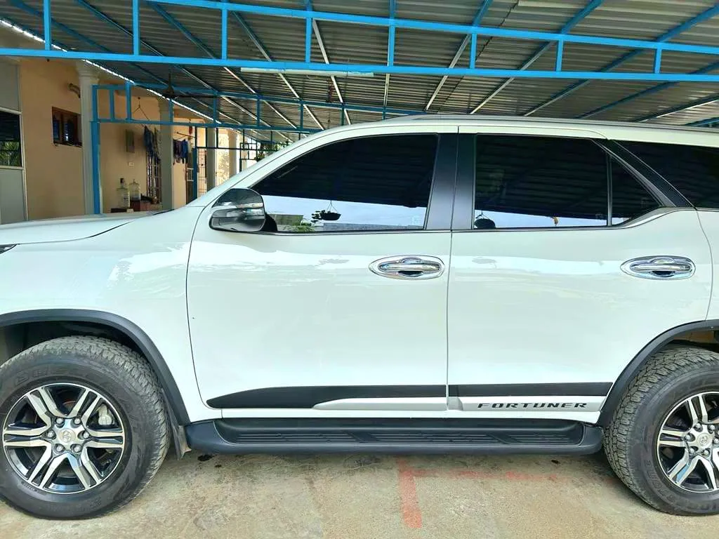 Rent stylish wedding SUV with plush seat and screen