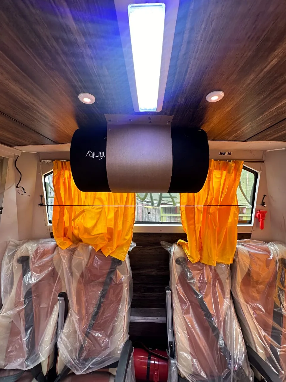 35 Seater with gear and luxury seating
