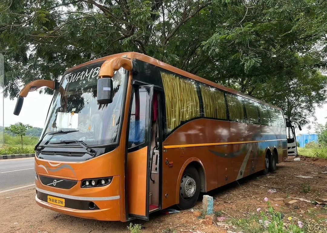 Multi Axel 49 Seater luxury space and AC inside